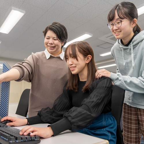 札幌情報未来専門学校1