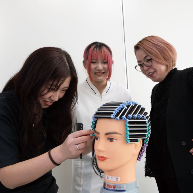 松本理容美容専門学校3