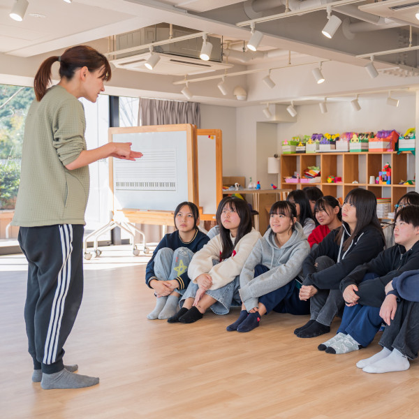 神戸スバルが丘保育専門学校3