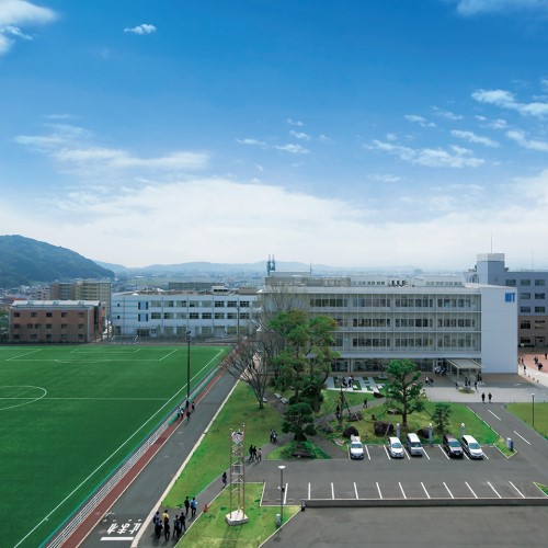 西日本工業大学
