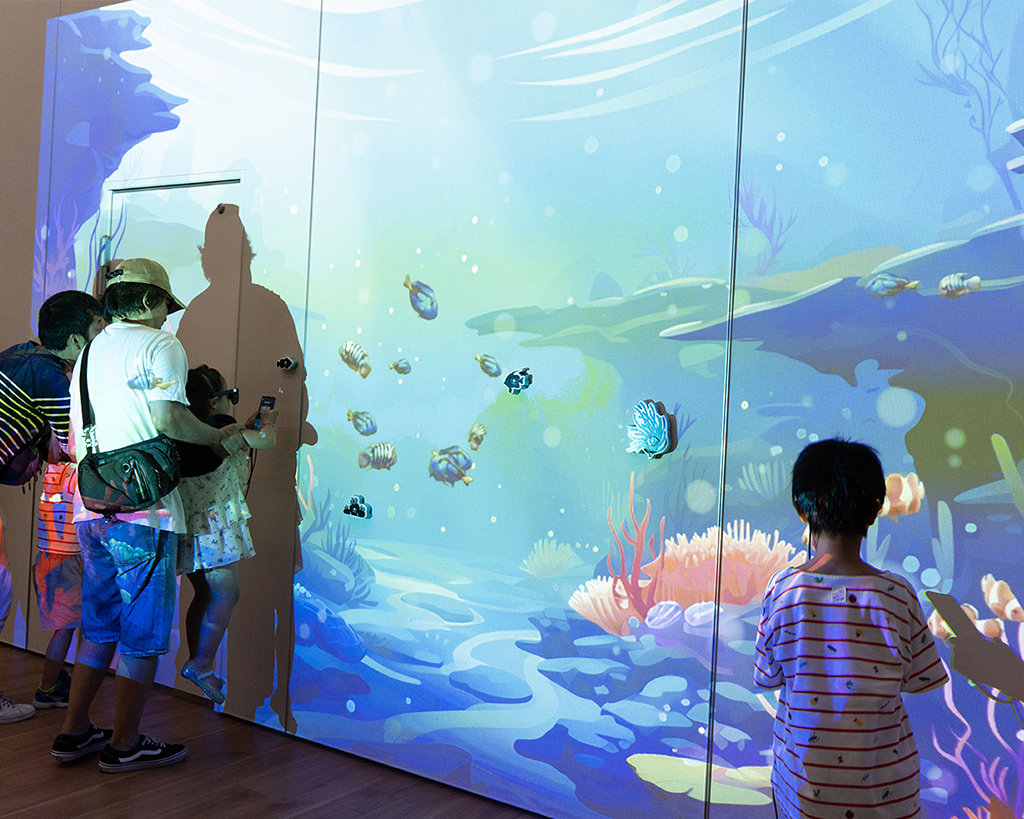 動物園・水族館×テクノロジー体験／大阪ＥＣＯ動物海洋専門学校