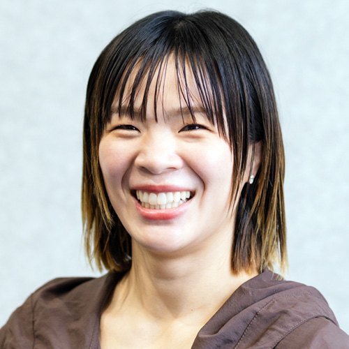 金城　梨紗子さん