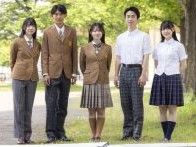作新学院高等学校の制服