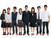 足立新田高等学校の制服