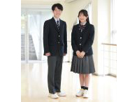 大東学園高等学校の制服