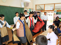 岩手県 遠野緑峰高校 生産技術科草花研究班3年生のみなさん1