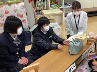 島根県 石見養護学校高等部のみなさん2