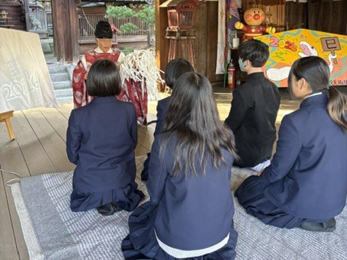 奈良県 郡山中学校 美術部のみなさん2