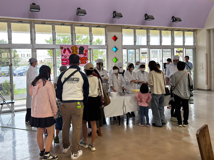 沖縄県　八重山農林高校　ライフスキル科のみなさん4