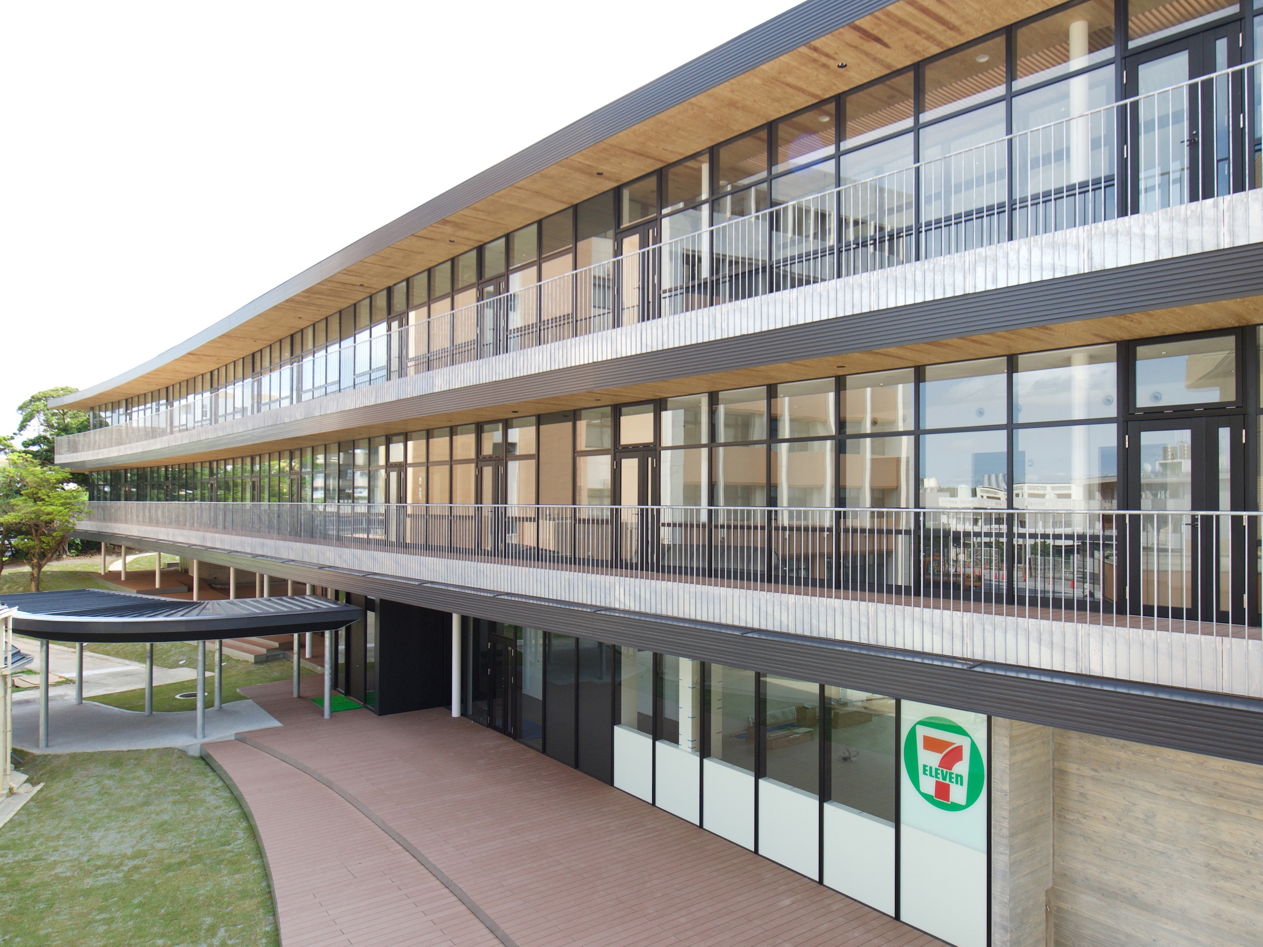 沖縄国際大学の学食