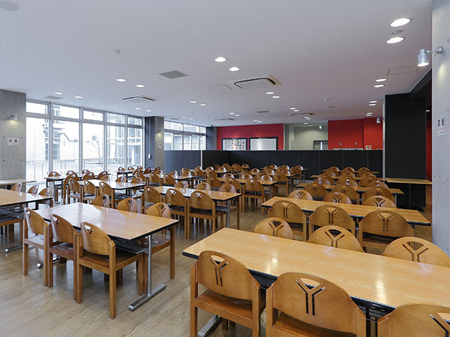 同朋大学の学食