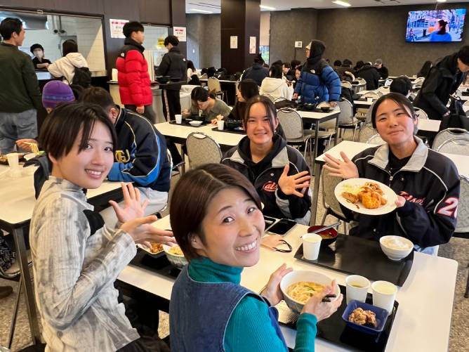太成学院大学の学食