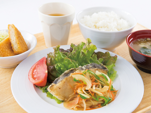 白鴎大学の学食