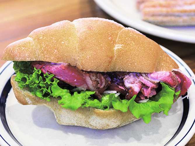 大阪商業大学の学食