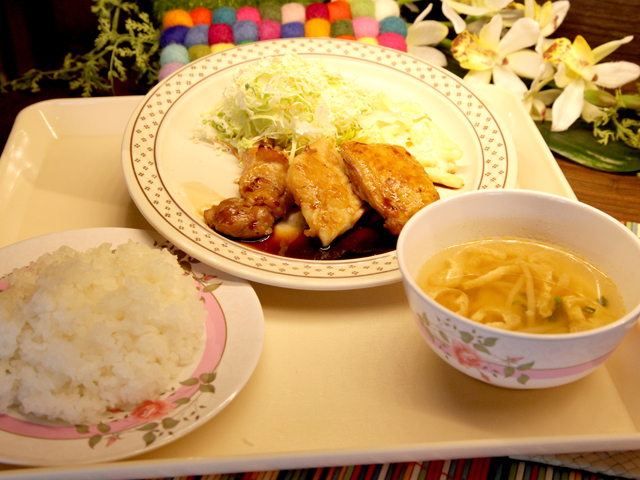 神田外語大学の学食