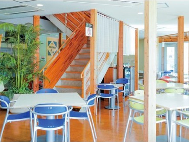 埼玉工業大学の学食