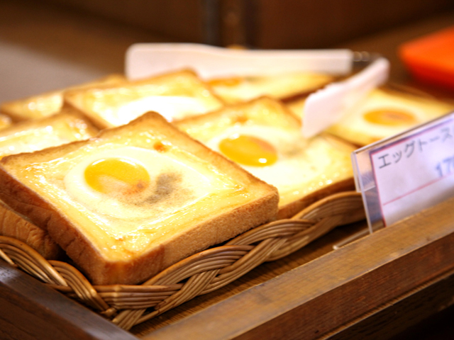 神田外語大学の学食