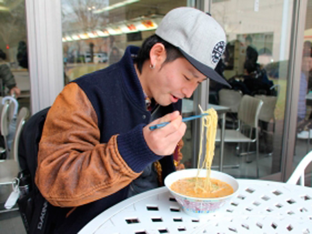 中部大学の学食