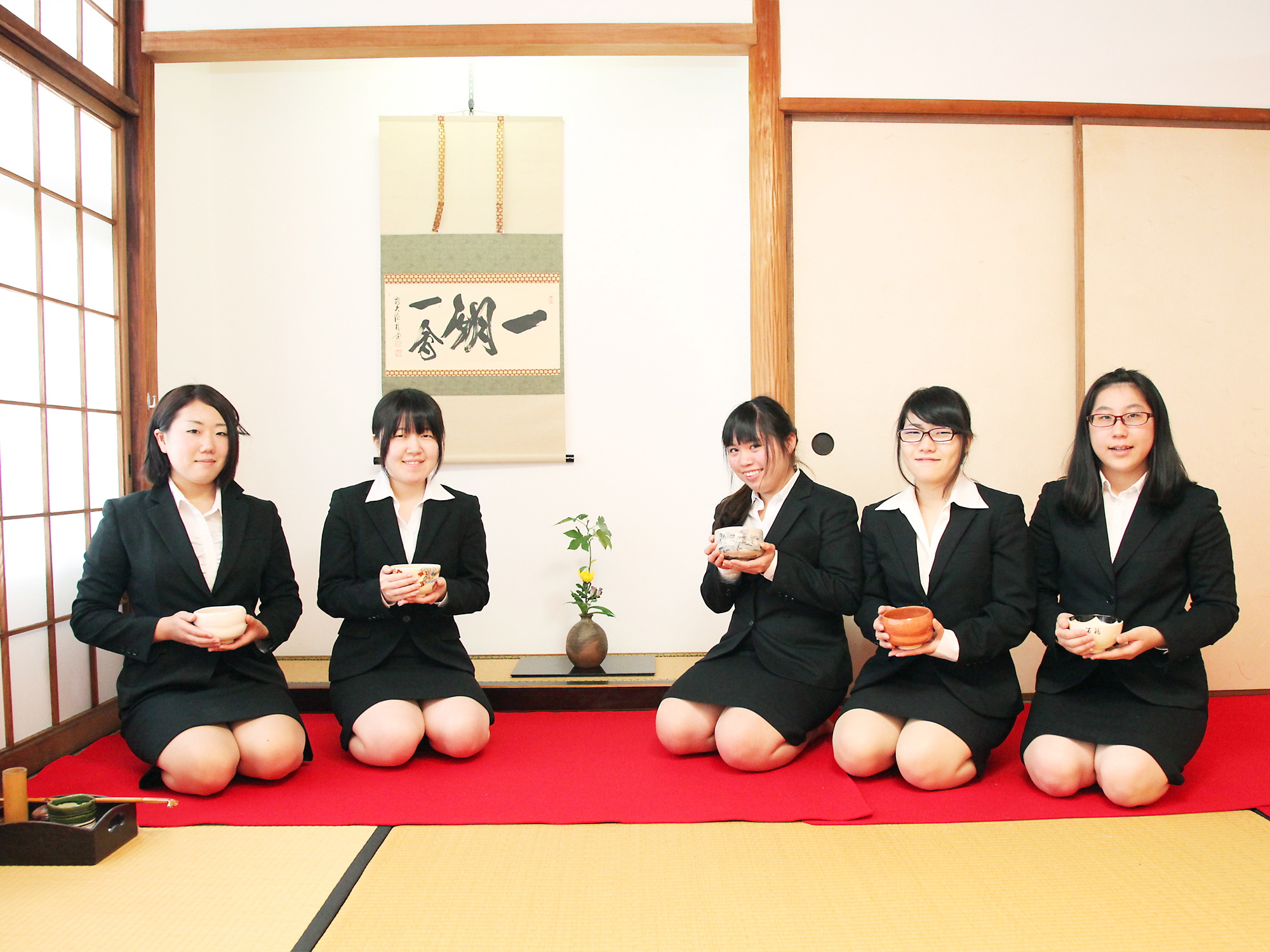 精華女子短期大学の部活