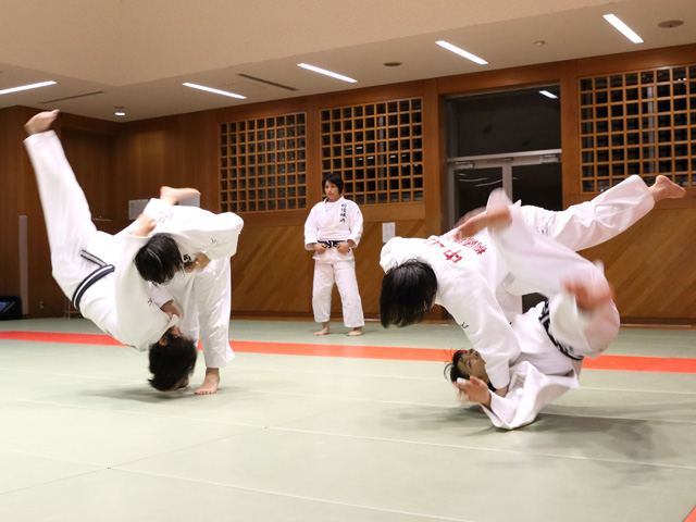 桐蔭横浜大学の部活