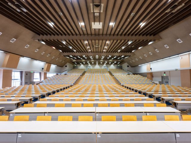 日本大学