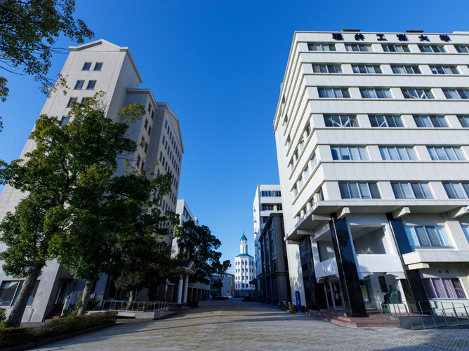 福井工業大学