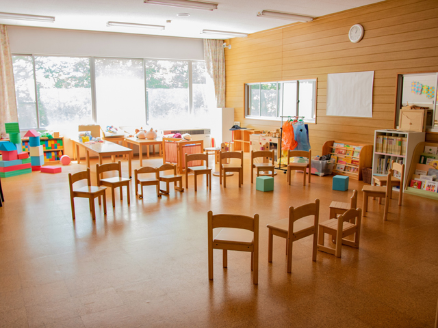 幼稚園・保育園と同様の部屋で実践的に学べます