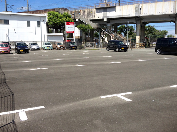 学生駐車場
