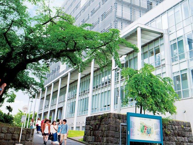 明治大学のcampusgallery