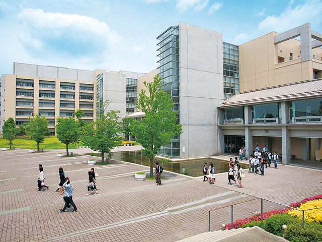 明治薬科大学のオープンキャンパス