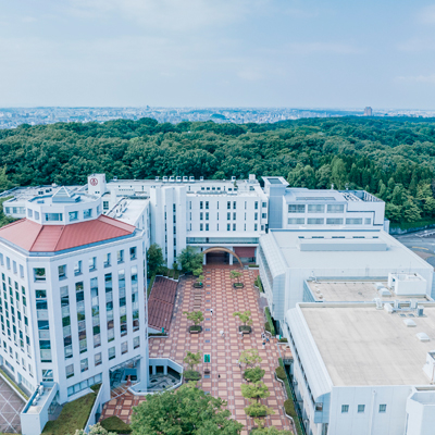 椙山人間交流会館(星が丘キャンパス):学生のキャリア育成や就職を支援するキャリア育成センターがあります