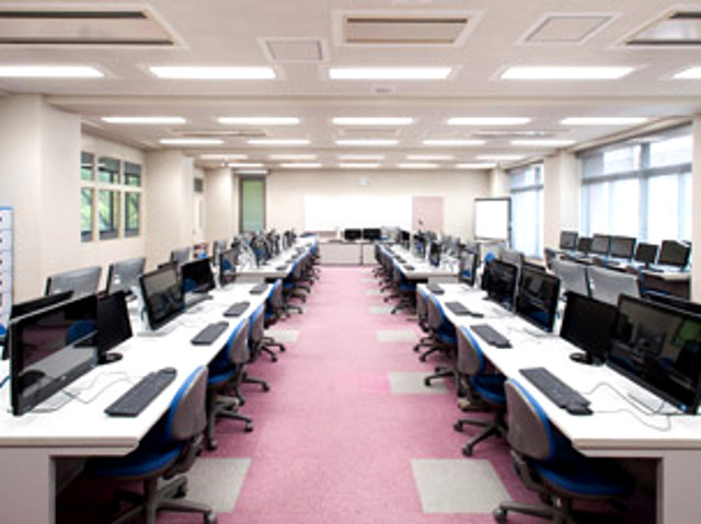 東大阪大学のオープンキャンパス