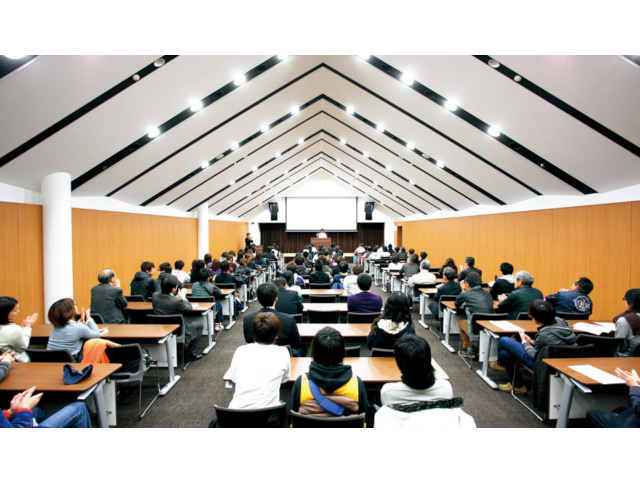 大阪経済法科大学のcampusgallery