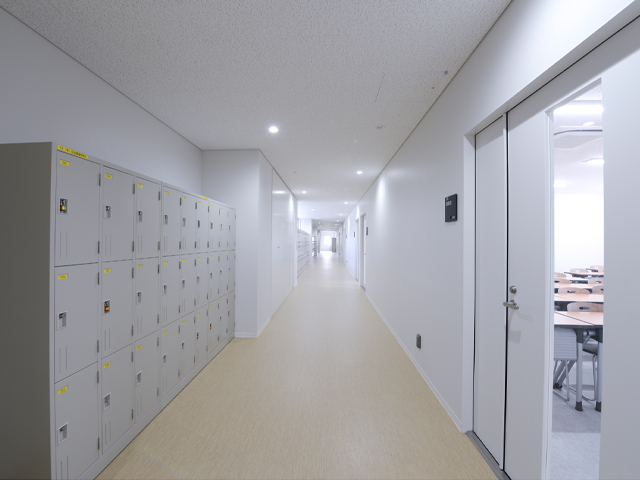 本館 廊下