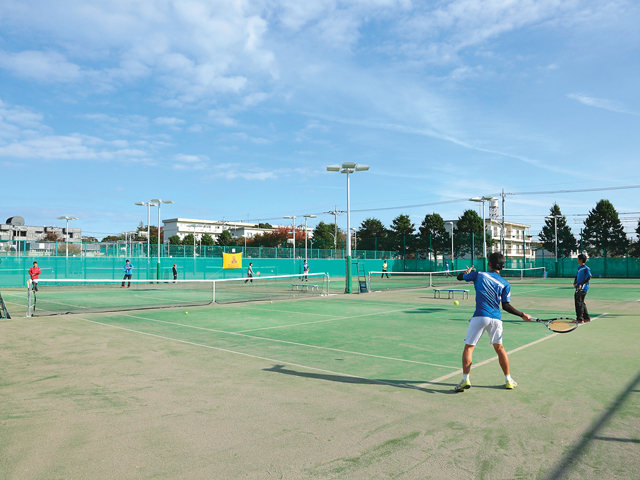 東京経済大学のスポーツ施設