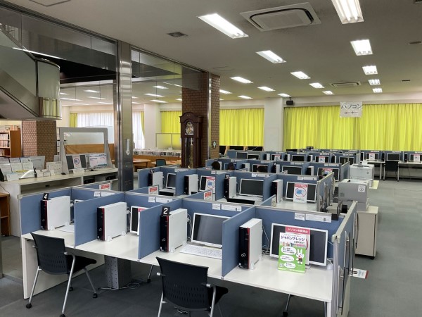 花園大学の図書館