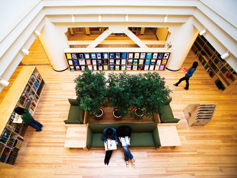 北陸大学の図書館