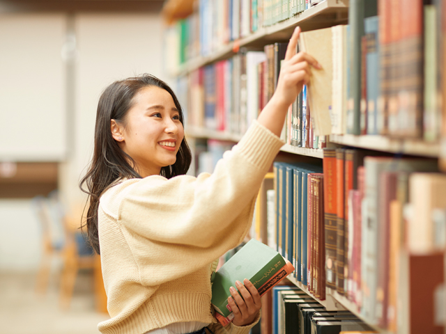 中央学院大学のcampusgallery