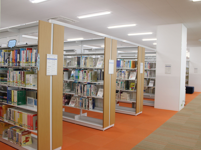 つくば国際大学の図書館