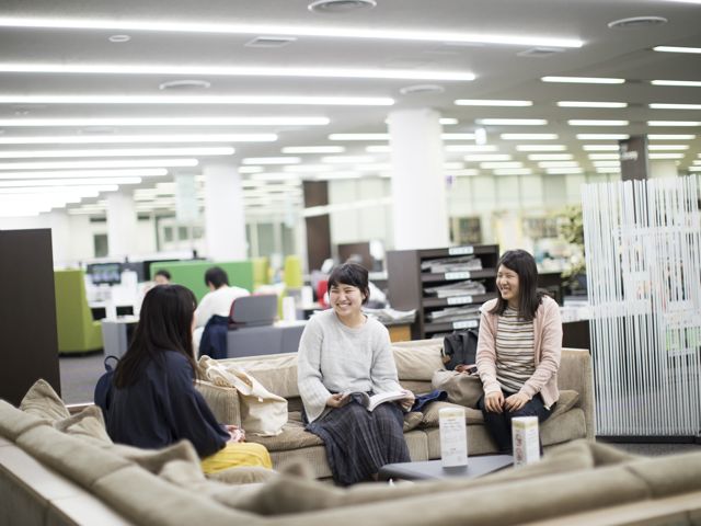 同志社女子大学の図書館