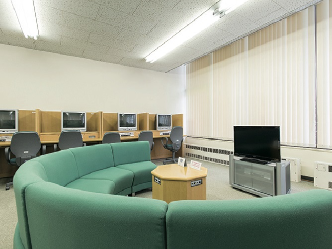 北海道武蔵女子大学の図書館