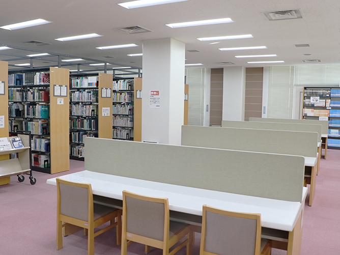 日本大学の図書館