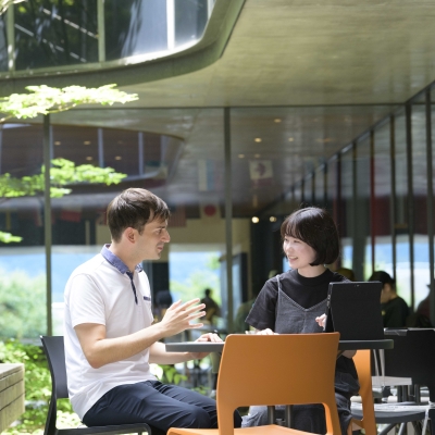 外国語学部