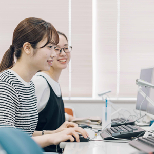 情報デザイン学科