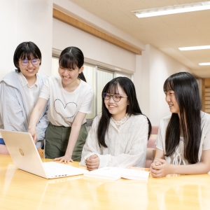 現代コミュニケーション専攻