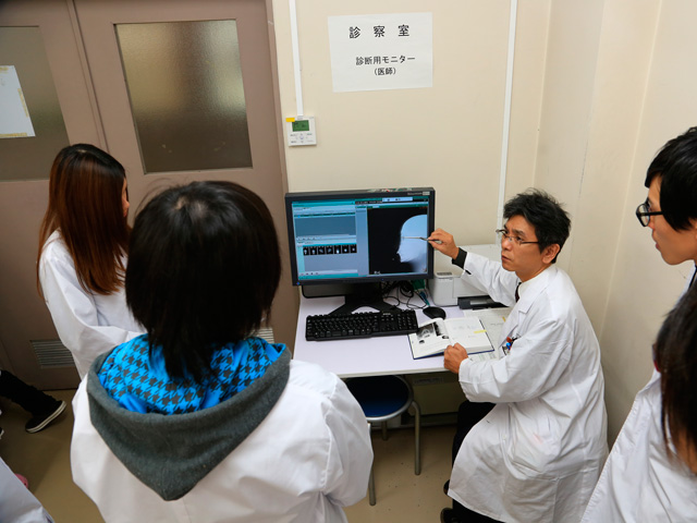 画像処理装置／フィルム系を用いたアナログ式とデジタル方式の違いを学びます。				
