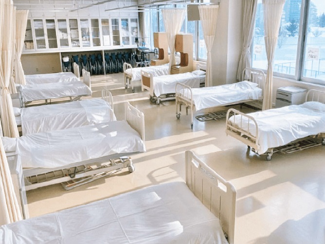 看護実習室：生活援助技術や診療補助技術など、看護の基本を学びます。