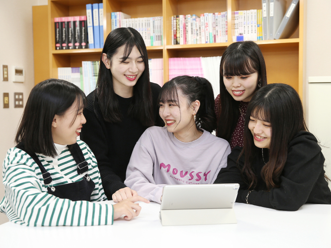 大原トラベル・ホテル・ブライダル専門学校