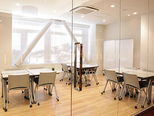 VISTA SILC Collaborative Hub。学生同士協力しての学習やプロジェクトの準備、練習に使用できるスペース。