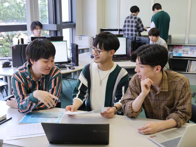 Info Station（インフォステーション）